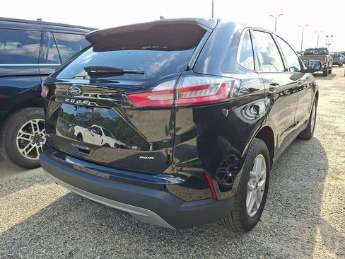 Used 2024 Ford Edge SEL w/ Convenience Package AWD/4WD image 4