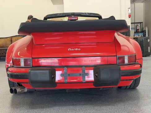 Used 1988 Porsche 911 Carrera RWD image 14