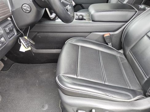 Used 2025 GMC Sierra EV Denali AWD/4WD image 13