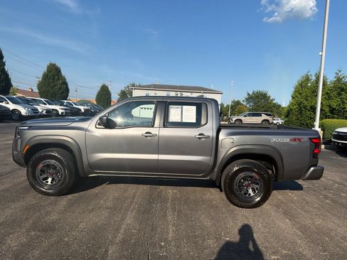 Used 2026 Nissan Frontier PRO-4X AWD/4WD image 2