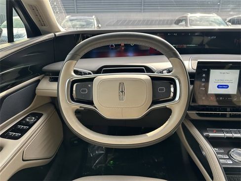 Certified 2024 Lincoln Nautilus Premier image 14