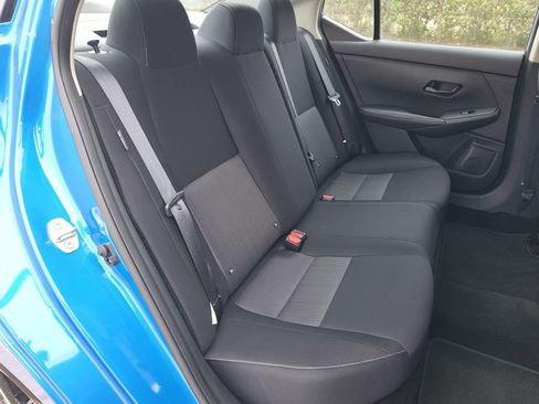 Used 2025 Nissan Sentra SV image 14