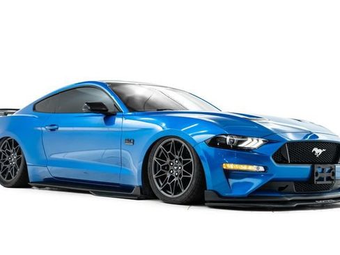 Used 2019 Ford Mustang GT RWD image 6