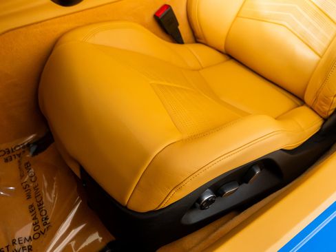 Used 2020 Chevrolet Corvette Stingray Premium Cpe w/ 3LT Preferred Equipment Group RWD image 29