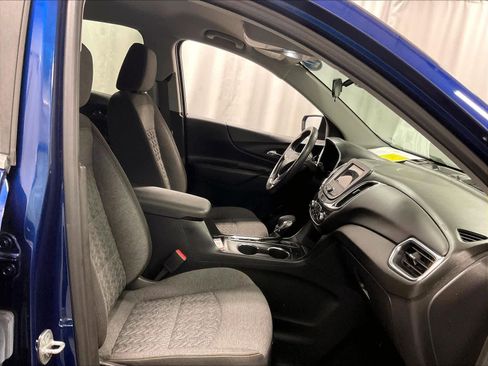 Used 2022 Chevrolet Equinox LT image 11
