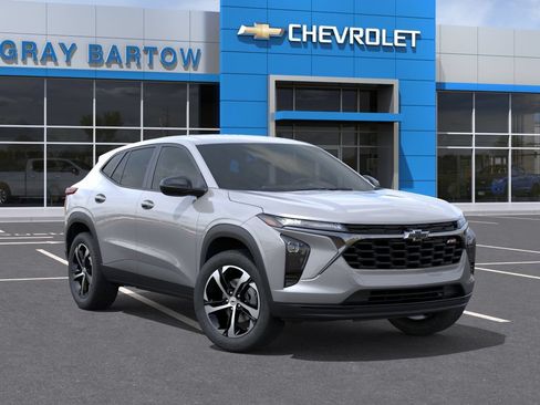New 2026 Chevrolet Trax RS w/ Driver Confidence Package FWD image 9