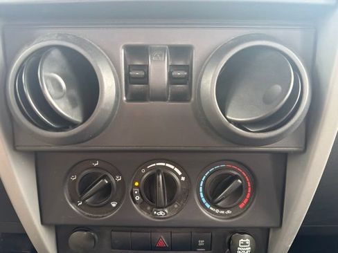 Used 2009 Jeep Wrangler X AWD/4WD image 19
