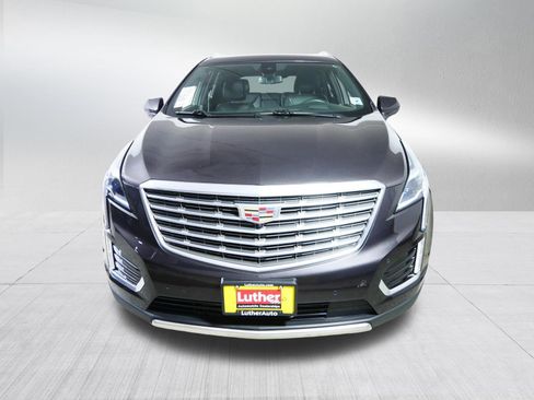 Used 2018 Cadillac XT5 Platinum w/ Driver Assist Package AWD/4WD image 2