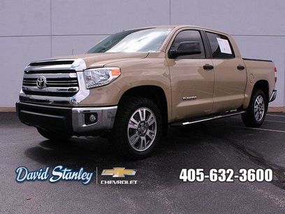 Used 2017 Toyota Tundra SR5 w/ SR5 Upgrade Package