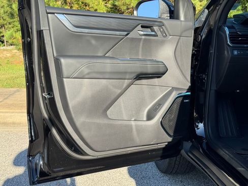 New 2026 GMC Acadia Elevation w/ Super Cruise Package image 17