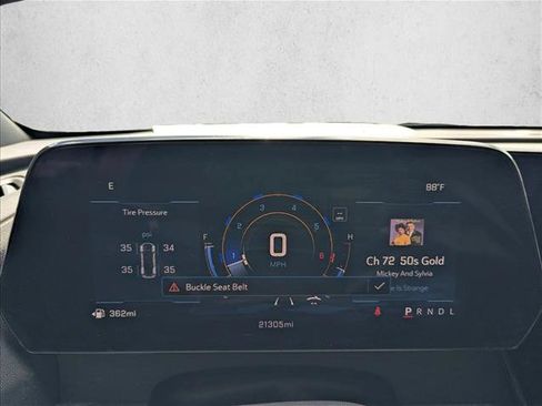 Used 2026 Chevrolet Traverse LT w/ Midnight/Sport Edition FWD image 8