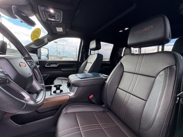 Certified 2026 Chevrolet Silverado 3500 High Country w/ Technology Package AWD/4WD image 20