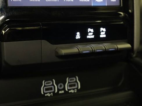 Used 2025 RAM 1500 Big Horn image 23