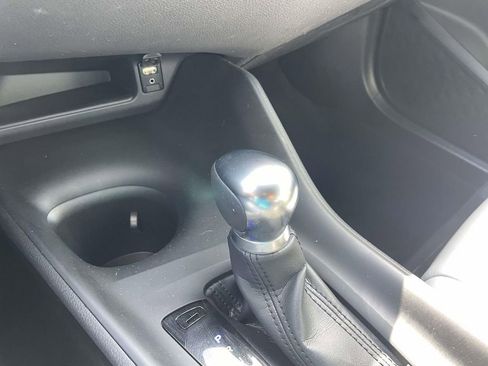 Used 2018 Toyota C-HR XLE FWD image 30