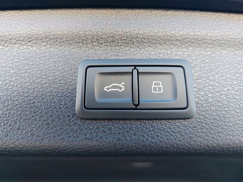 Used 2022 Audi Q3 2.0T Premium Plus w/ Premium Plus Package image 13