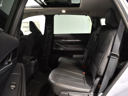 Certified 2025 INFINITI QX60 Sensory w/ Vision Package image 21