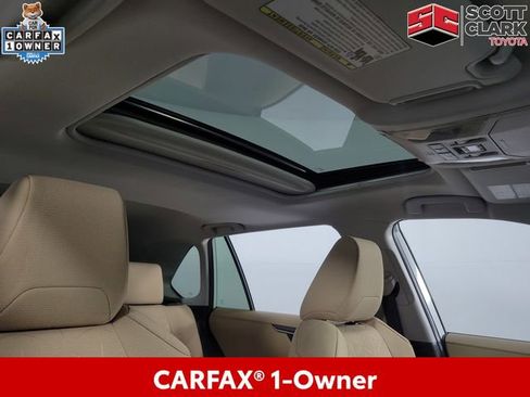 Used 2019 Toyota RAV4 XLE w/ Convenience Package FWD image 17