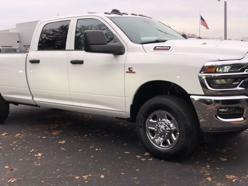 New 2026 RAM 3500 Tradesman image 2