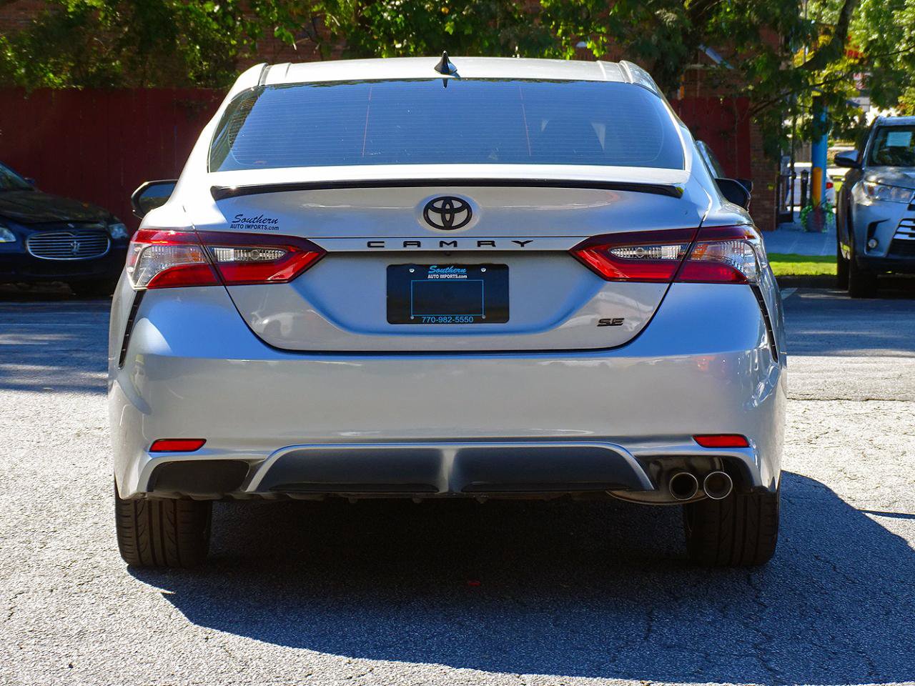 Used 2021 Toyota Camry SE FWD image 11