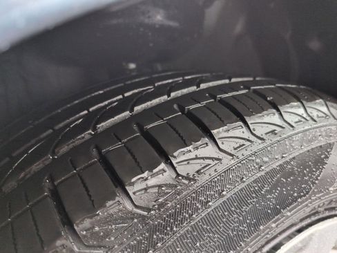 Used 2025 Toyota Corolla LE image 28