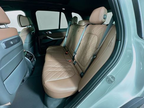 New 2026 BMW X5 sDrive40i w/ Climate Comfort Package image 17