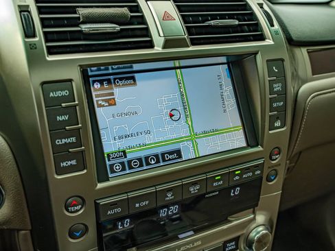Used 2014 Lexus GX 460 w/ Premium Package AWD/4WD image 26