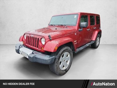 Used 2012 Jeep Wrangler Unlimited Sahara w/ Connectivity Group AWD/4WD image 1