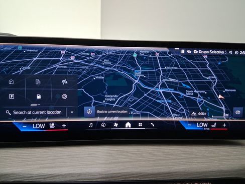 New 2026 BMW 330i Sedan w/ Premium Package image 25