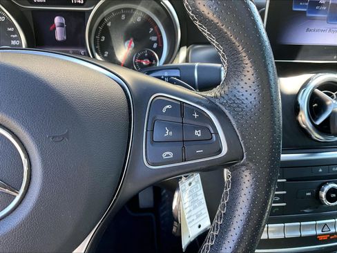 Used 2018 Mercedes-Benz GLA 250 4MATIC image 19