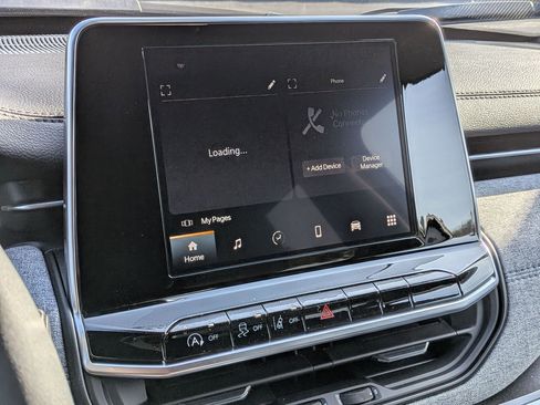 New 2026 Jeep Compass Latitude image 13