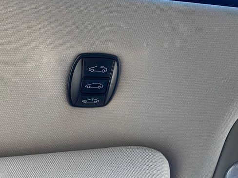 Used 2020 Kia Telluride LX AWD/4WD image 13