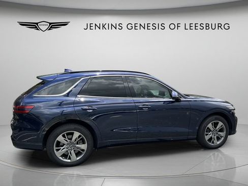 Used 2022 Genesis GV70 3.5T Sport w/ Sport Advanced Package AWD/4WD image 3