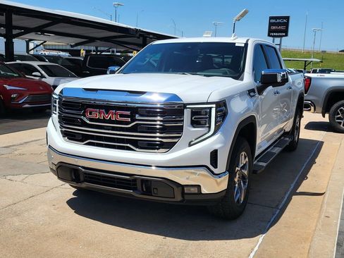 New 2026 GMC Sierra 1500 SLT w/ SLT Premium Plus Package AWD/4WD image 8
