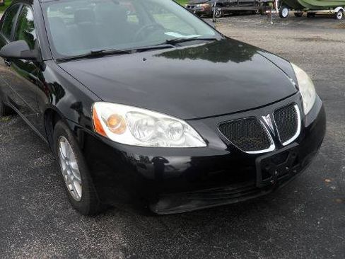 Used 2006 Pontiac G6 Sedan w/ Premium Value Package FWD image 4