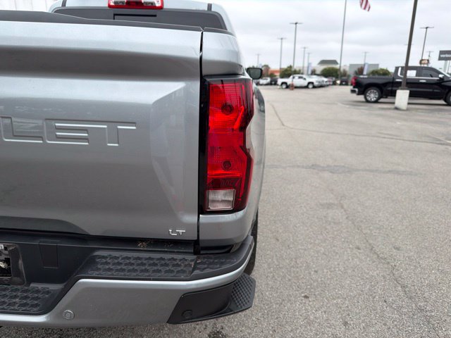 Used 2024 Chevrolet Colorado LT w/ LT Convenience Package II RWD image 21