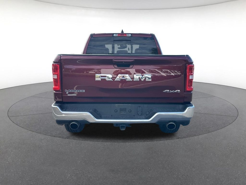 Used 2025 RAM 1500 Laramie AWD/4WD image 4
