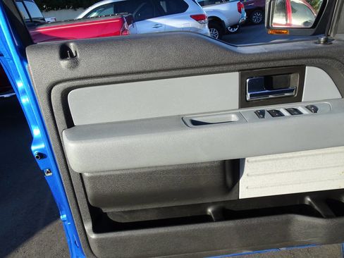 Used 2014 Ford F150 XLT w/ XLT Chrome Package image 29