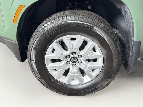 Used 2024 Nissan Frontier SV w/ SV Convenience Package AWD/4WD image 32