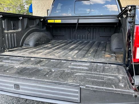 Used 2018 Ford F150 Lariat AWD/4WD image 33