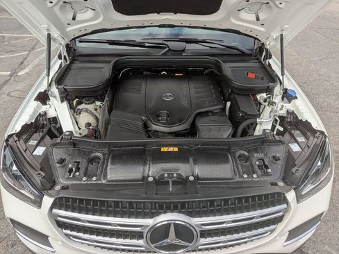 Used 2024 Mercedes-Benz GLE 450 4MATIC image 50