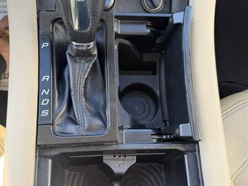 Used 2017 Ford Taurus Limited image 18