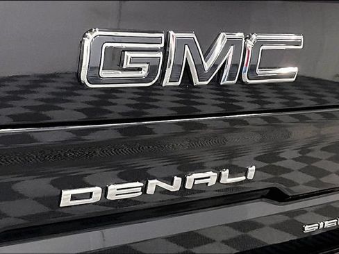 Used 2024 GMC Sierra 1500 Denali Ultimate AWD/4WD image 9