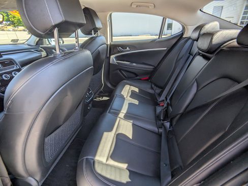 Used 2023 Genesis G70 2.0T AWD/4WD image 14