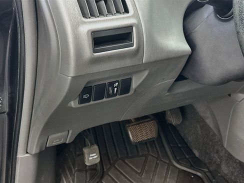 Used 2014 Toyota Prius V Five FWD image 17