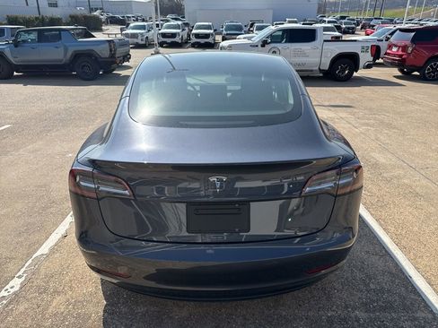 Used 2023 Tesla Model 3 Standard Range image 6