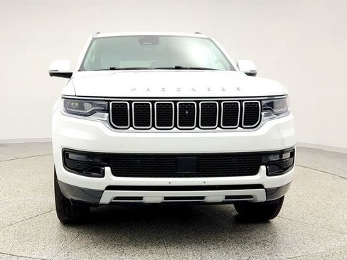 Used 2022 Jeep Wagoneer Series II w/ Convenience Group I image 2
