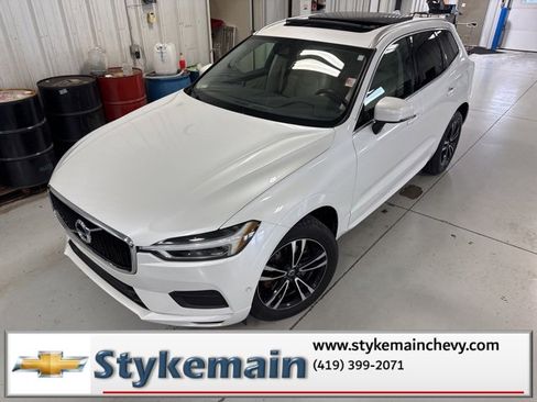 Used 2018 Volvo XC60 T6 Momentum w/ Convenience Package image 35