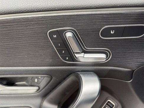 Used 2021 Mercedes-Benz A 220 image 21