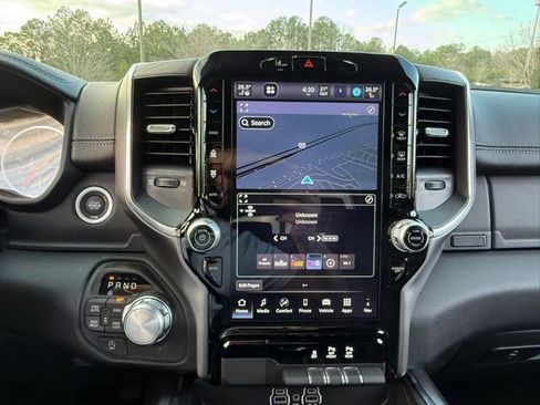 New 2026 RAM 1500 Laramie AWD/4WD image 12