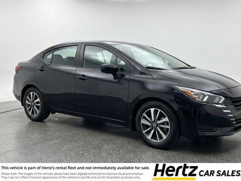 Used 2025 Nissan Versa SV FWD image 1